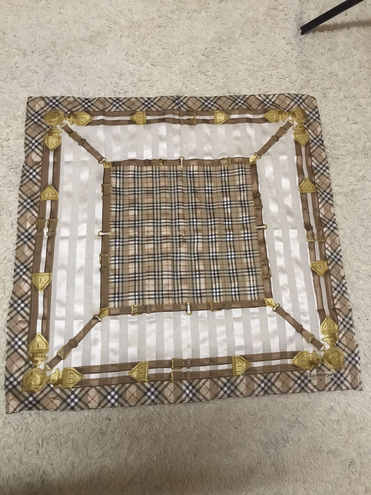 Burberry × Vintage ‼️BURBERRY NOVA CHECK HANDKERCHIEF/BANDANA/NECKERCHIEF‼️ Size ONE SIZE - 2 Thumbnail