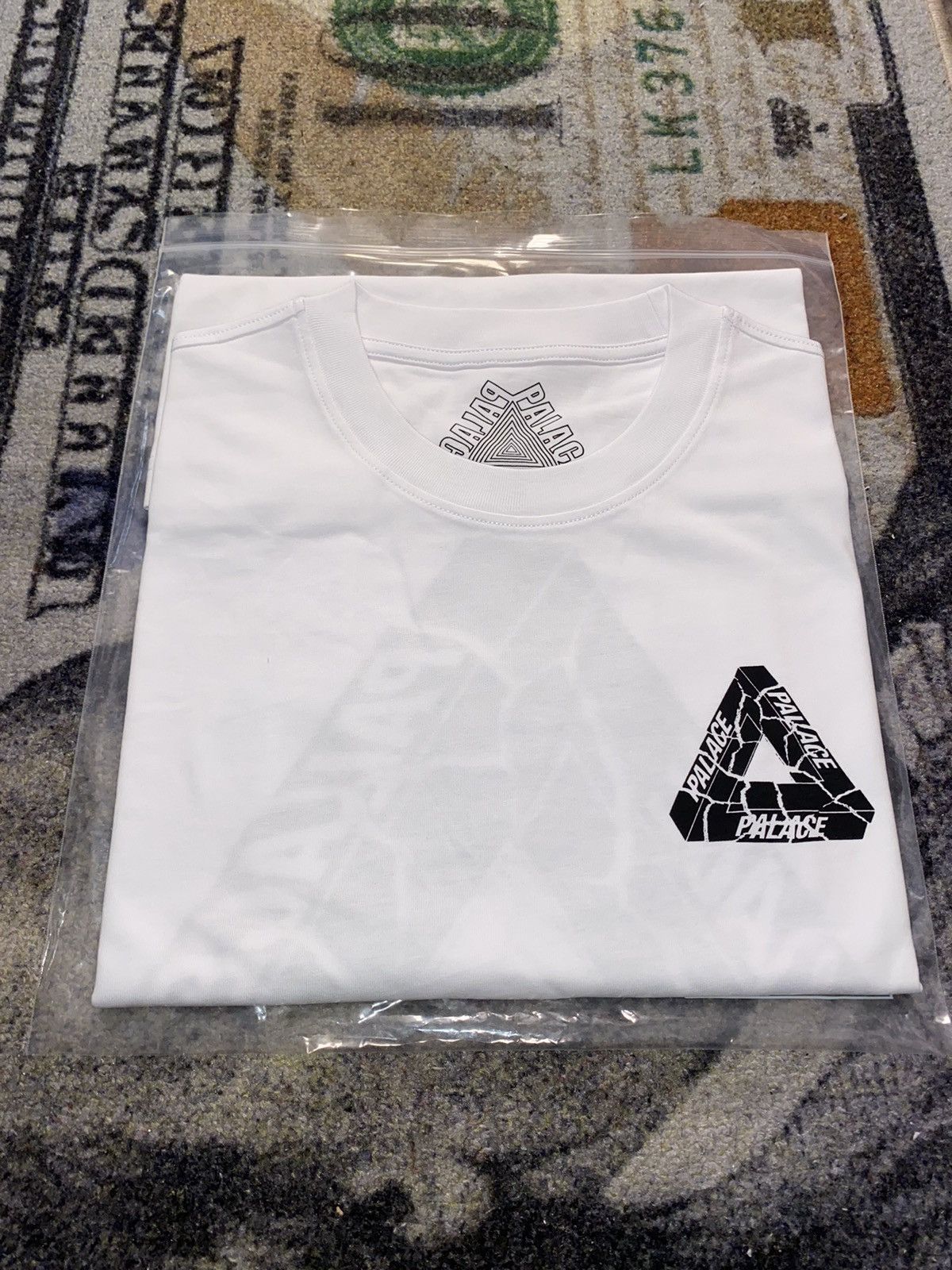 image of Palace Tri-Ripped T-Shirt in White, Men's (Size 2XL)