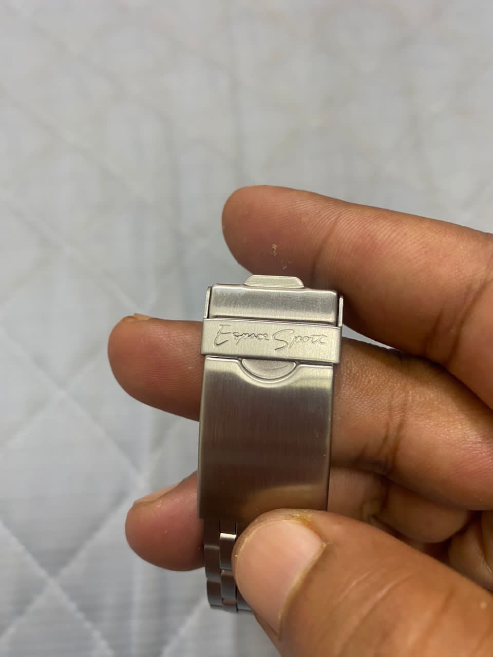 Pierre Cardin 🔥🔥🔥VTG PIERRE CARDIN QUARTZ WATCH Size ONE SIZE - 8 Thumbnail
