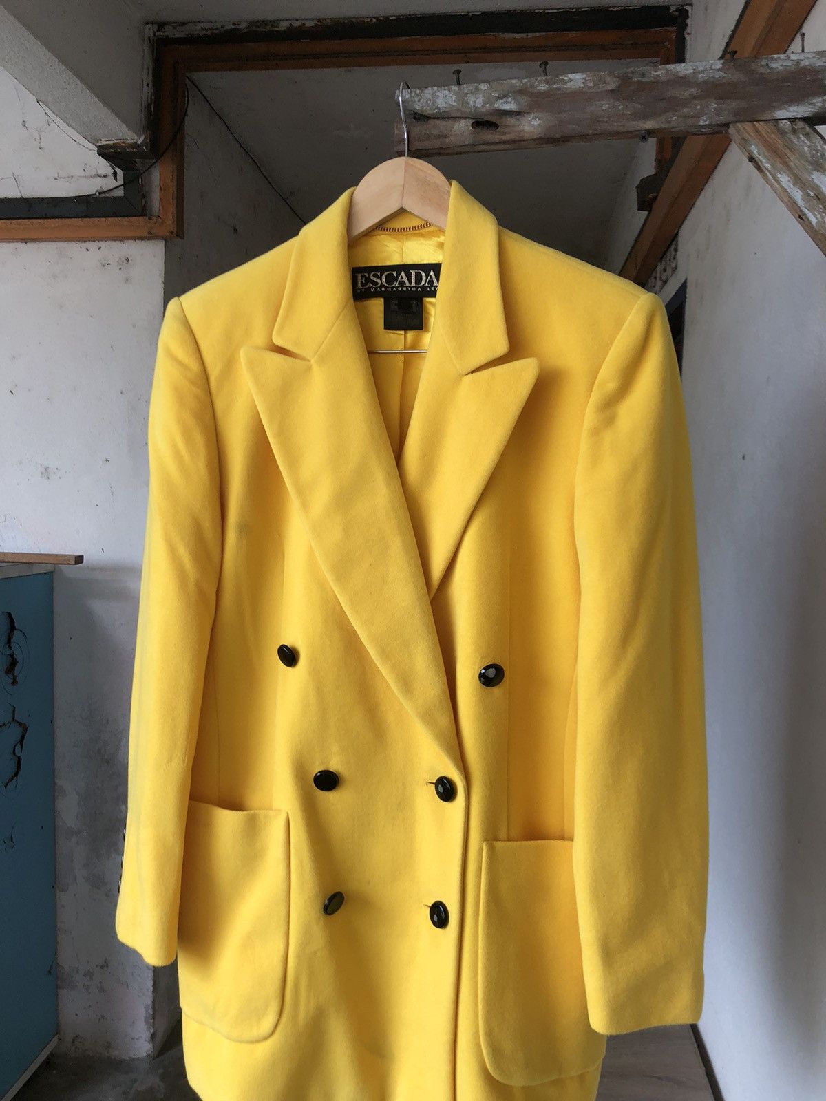 Escada Escada by Margaretha Ley Double Breasted Blazer Size XS / US 0-2 / IT 36-38 - 4 Thumbnail