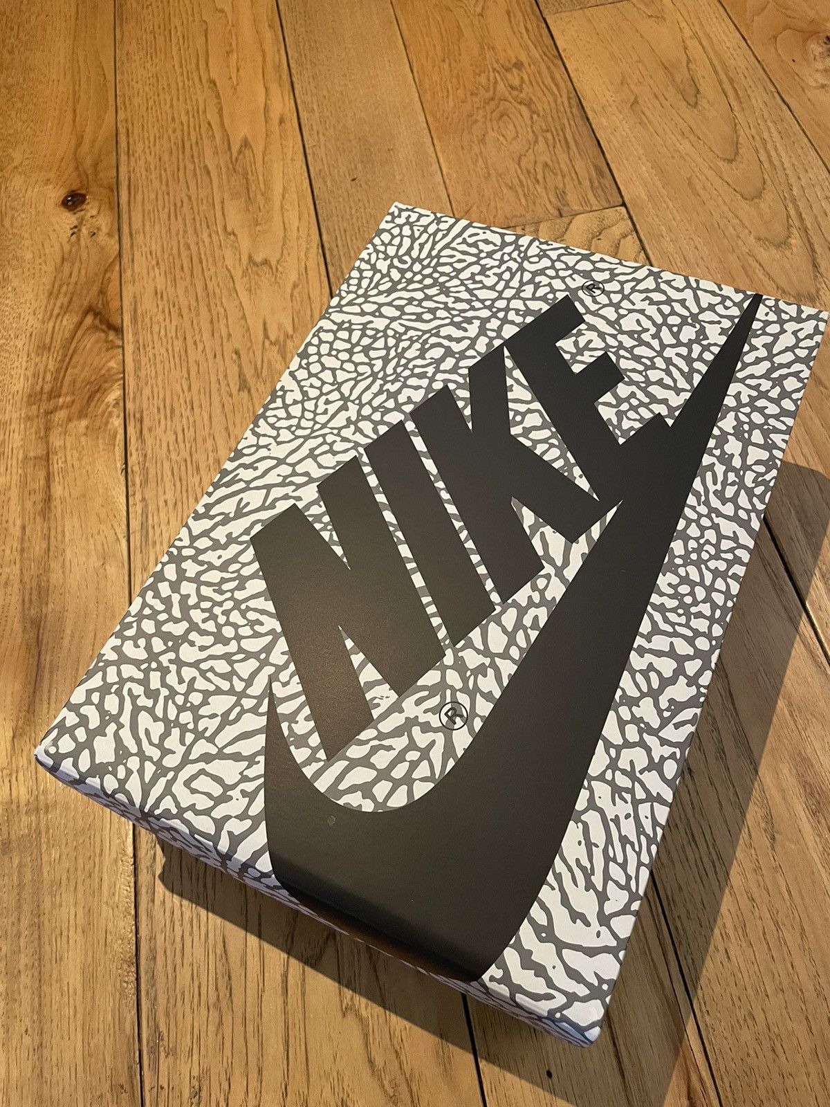 Jordan Brand × Nike Jordan 1 High OG White Cement Elephant Size US 9 / EU 42 - 9 Thumbnail