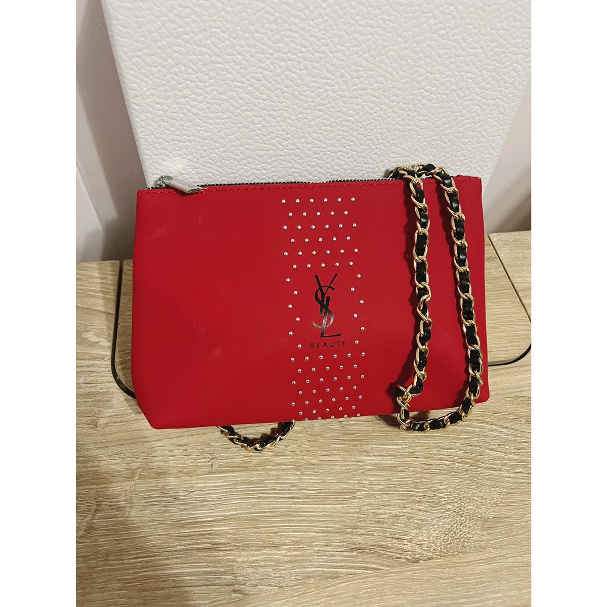 Yves Saint Laurent Yves Saint Laurent YSL cosmetic Bag Pouch clutch Crossbody Size ONE SIZE - 1 Thumbnail