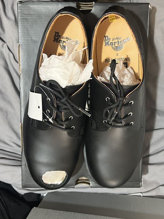 Raf simons hot sale doc martens