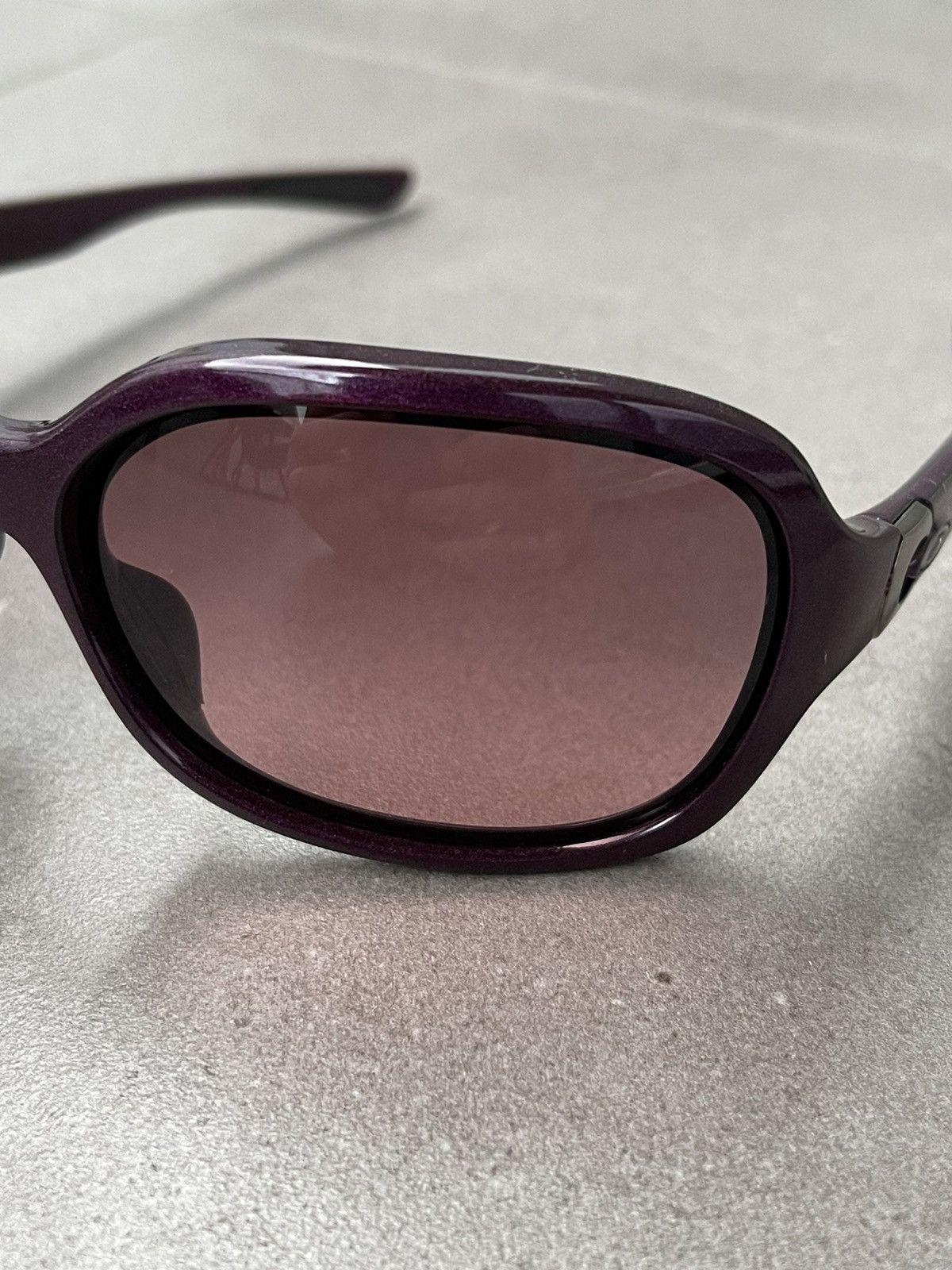 Oakley Oakley OO9198-12 "Pulse" Dark Cherry Sunglasses Size ONE SIZE - 1 Thumbnail