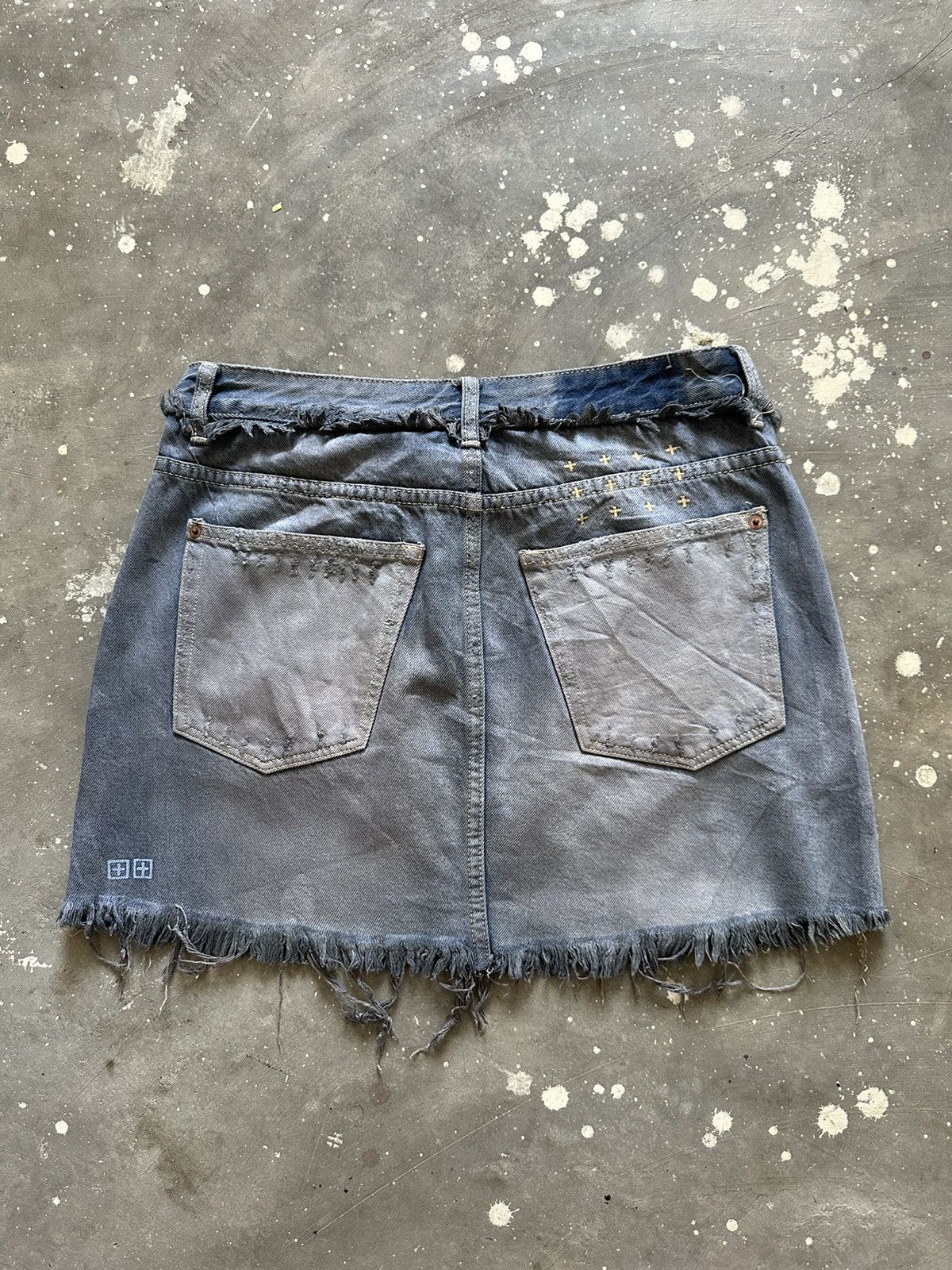 Ksubi Ksubi Distressed Mini Skirt Y2k Style denim Size 28" / US 6 / IT 42 - 1 Thumbnail