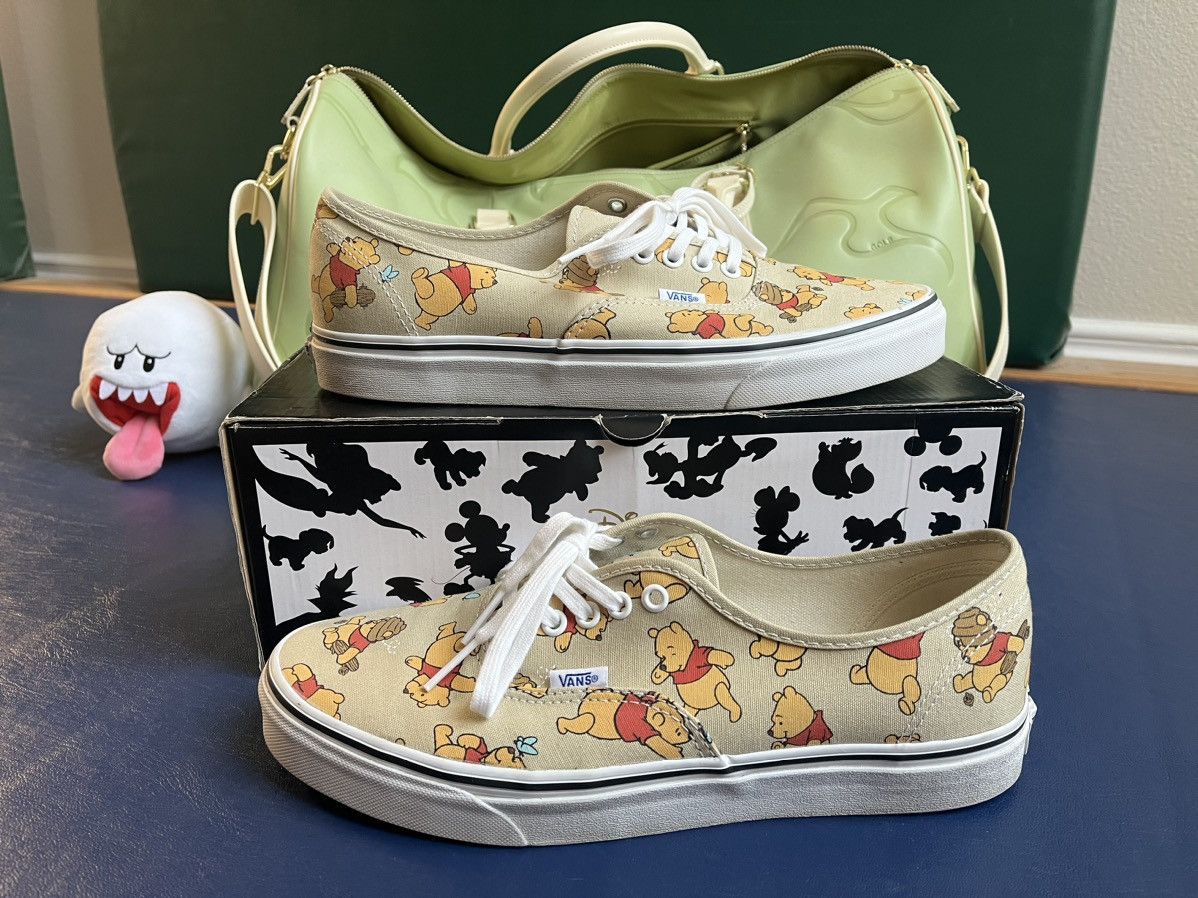 Winnie the pooh outlet vans size 8