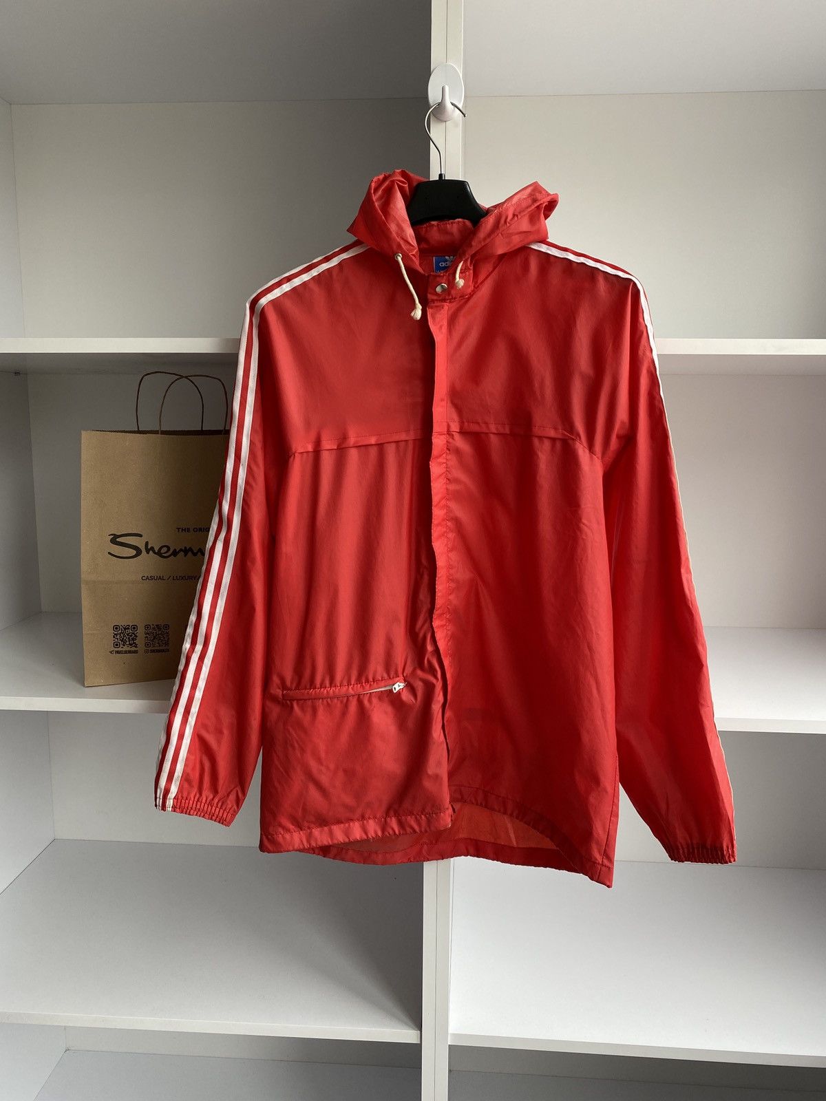 Adidas × Vintage Adidas Lightweight Nylon Rain Coat Jacket Vintage 80s Red Size US L / EU 52-54 / 3 - 2 Thumbnail