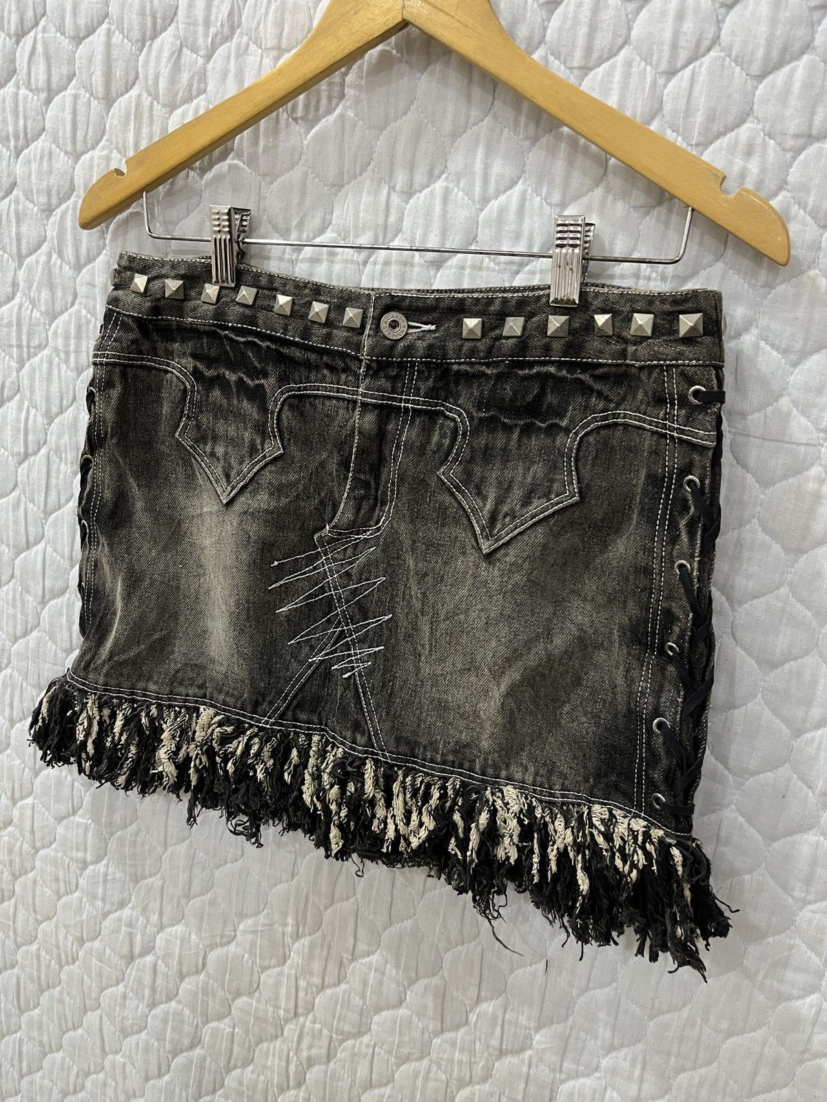 Seditionaries (Vvvv)🔥🔥🔥 HYPE CANDY STRIPPER PUNK SKIRTS Size 31" - 2 Thumbnail