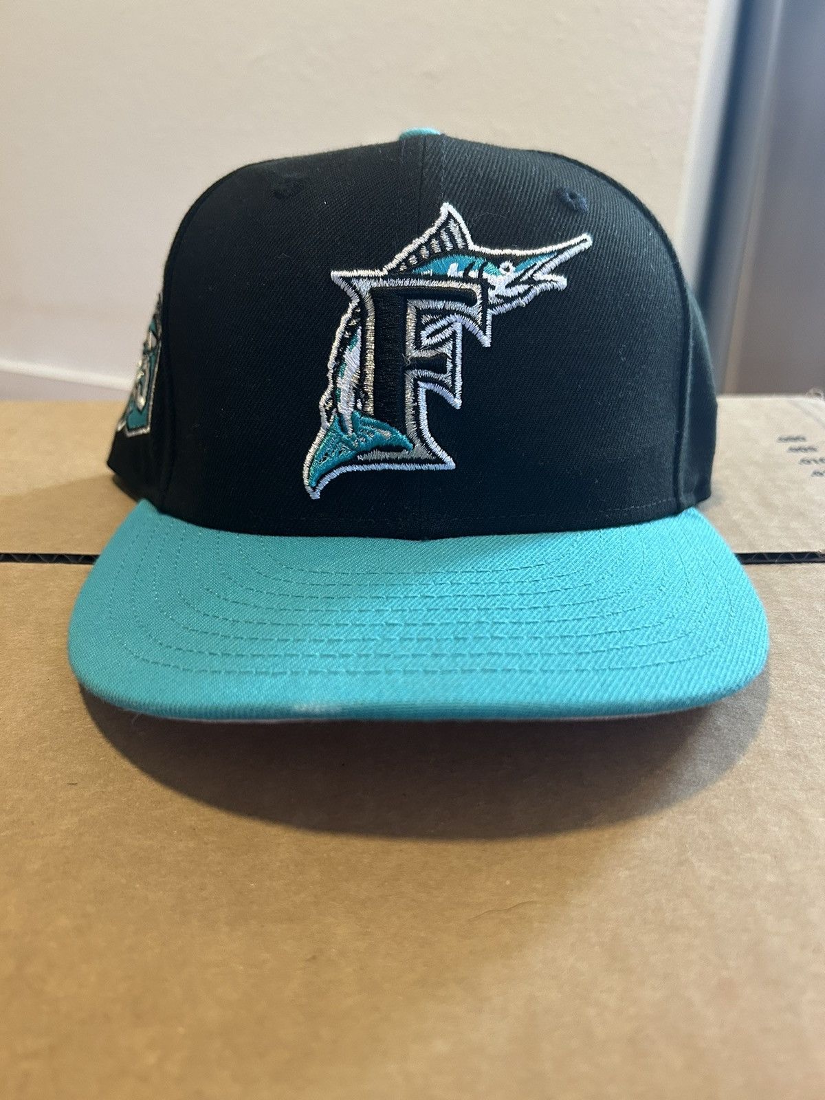 Hat Club Hat Club Florida Marlins Fitted pink brim Size ONE SIZE - 1 Thumbnail