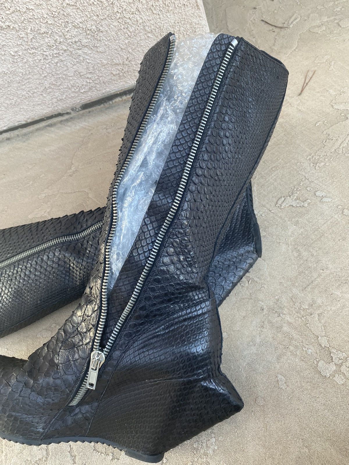 Rick Owens Rick Owens fw10 “gleam” rare runway python turbo wedges Size US 10 / EU 43 - 11 Thumbnail