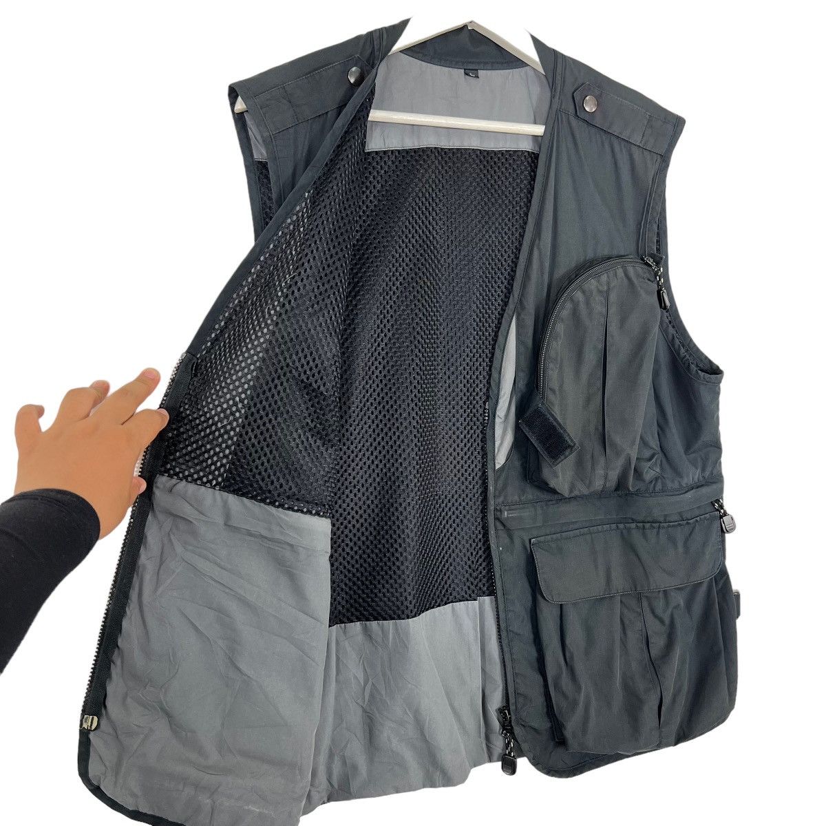 Japanese Brand × Nikon 🔥 NIKON CARGO CAMERA MAN VEST Size US L / EU 52-54 / 3 - 4 Thumbnail