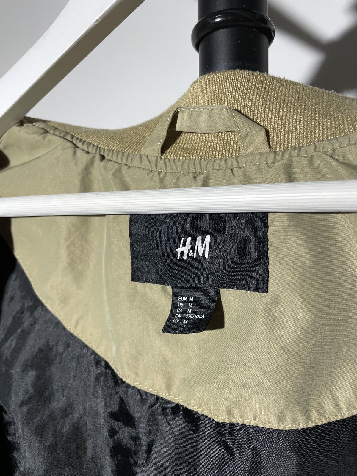 H&M × The Weeknd × XO H&M x The Weeknd XO Bomber Big Logo Jacket Size US M / EU 48-50 / 2 - 12 Thumbnail