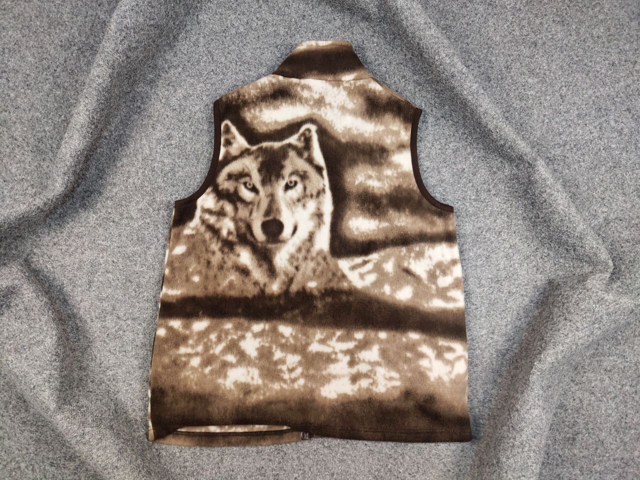 Japanese Brand Vintage 90s Wolf Zip Fleece Vest Jacket Print Supreme Style Size US L / EU 52-54 / 3 - 11 Thumbnail