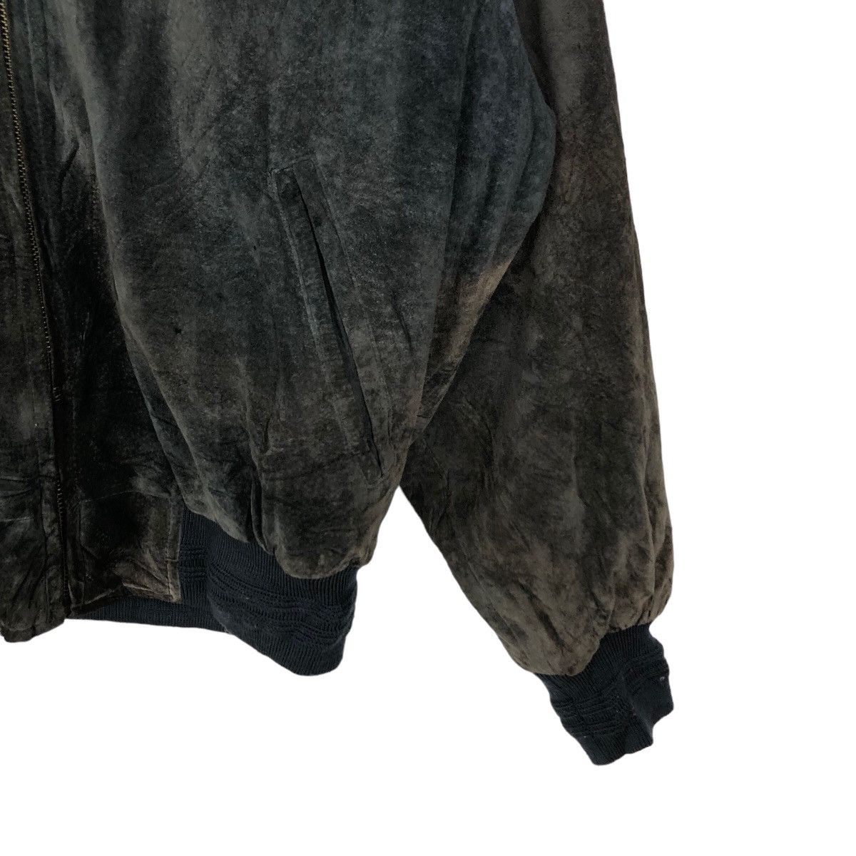Genuine Leather VINTAGE GENUINE LEATHER BOMBER JACKET UP RENOMA JAPAN Size US M / EU 48-50 / 2 - 5 Thumbnail