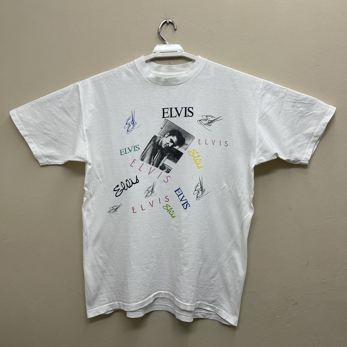 Band Tees × Vintage Vintage 90s T-Shirt Elvis Presley The Lagend Size Xlarge Size US XL / EU 56 / 4 - 1 Thumbnail