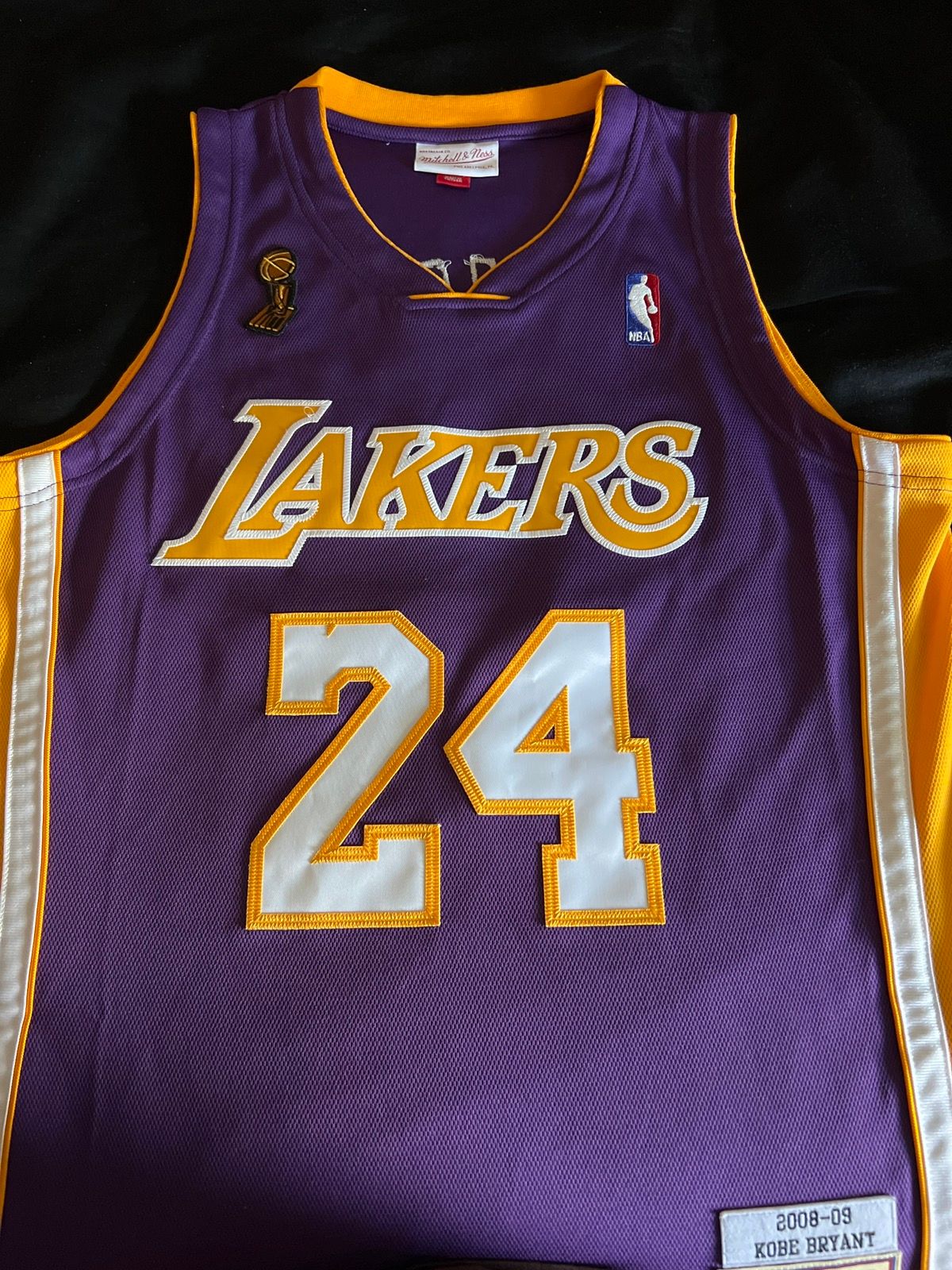 NBA Lakers Kobe Bryant 08-09 Size US M / EU 48-50 / 2 - 1 Preview