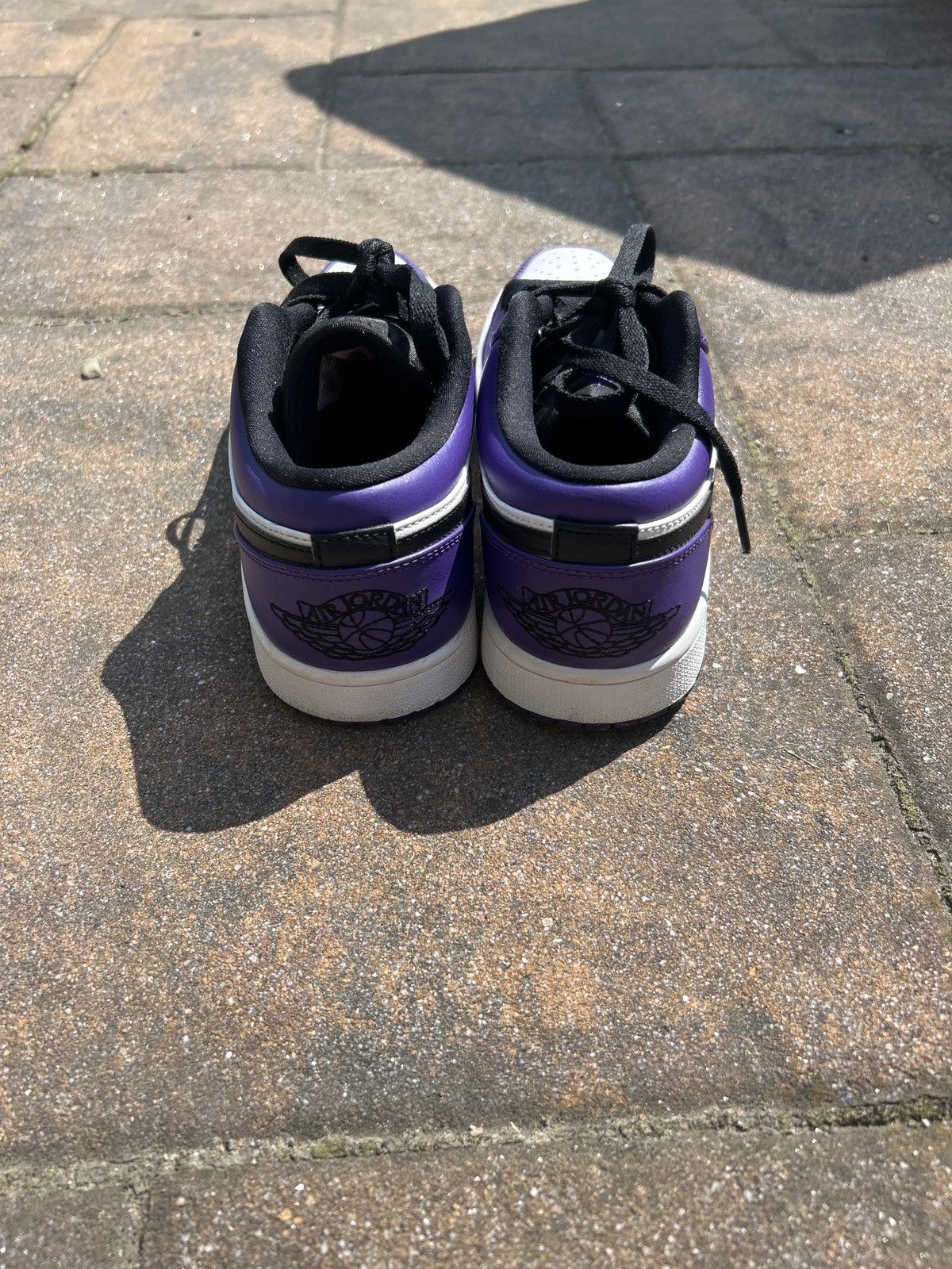 Jordan Brand Jordan 1 Low “Court Purple” Size US 9 / EU 42 - 4 Thumbnail