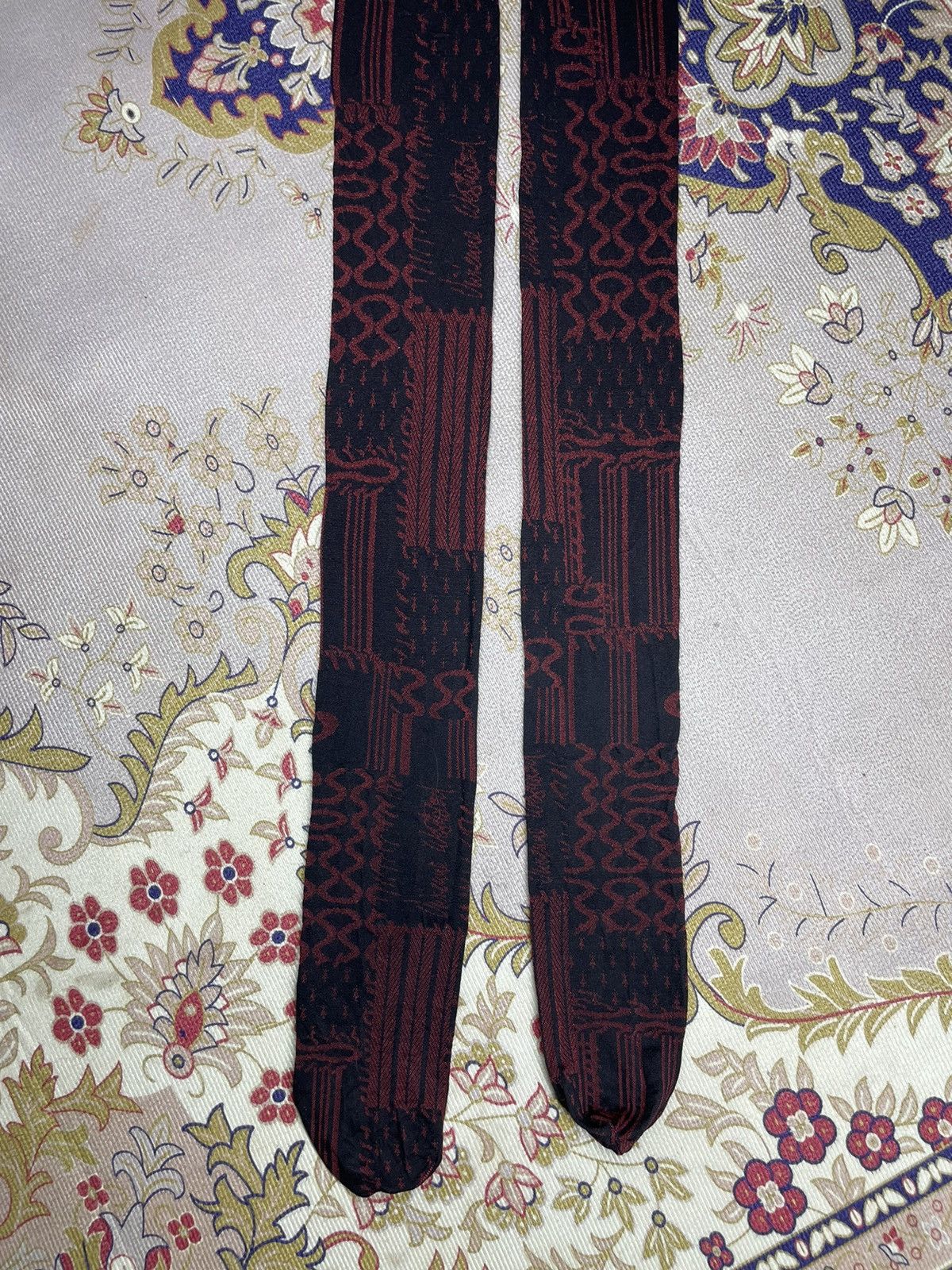 Vivienne Westwood Vivienne Westwood Squiggle design fukuske leggings Size ONE SIZE - 10 Thumbnail