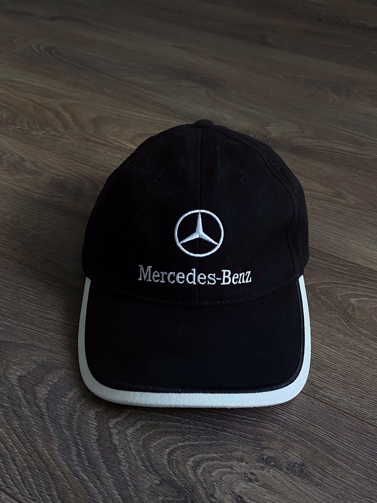 Vintage Vintage y2k hype streetwear Mercedes Benz Racing cap Size ONE SIZE - 2 Thumbnail