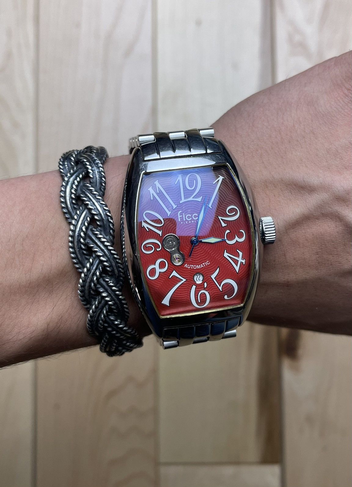 Ficce by Yoshiyuki Konishi Automatic Silver/Red Face Watch