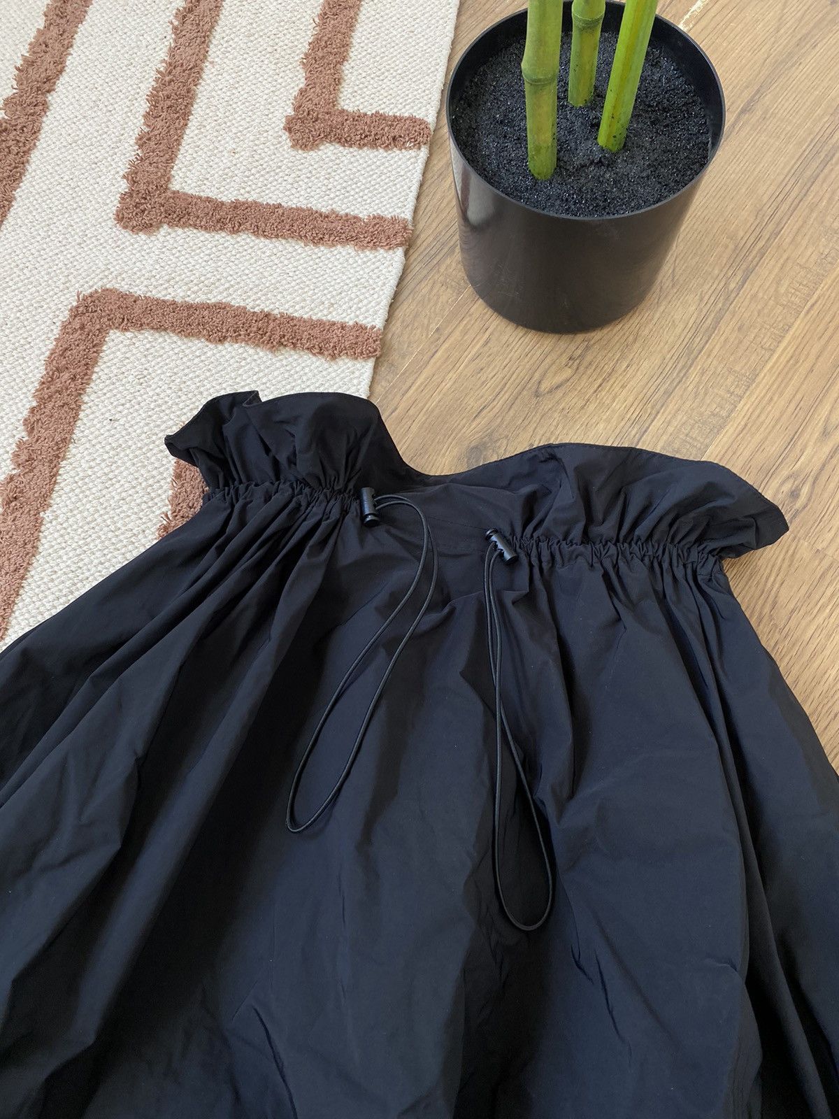 Vintage GORPCORE AVANT GARDE NYLON Y2K BLOWN HYLON MINI SKIRT Size 28" / US 6 / IT 42 - 4 Thumbnail