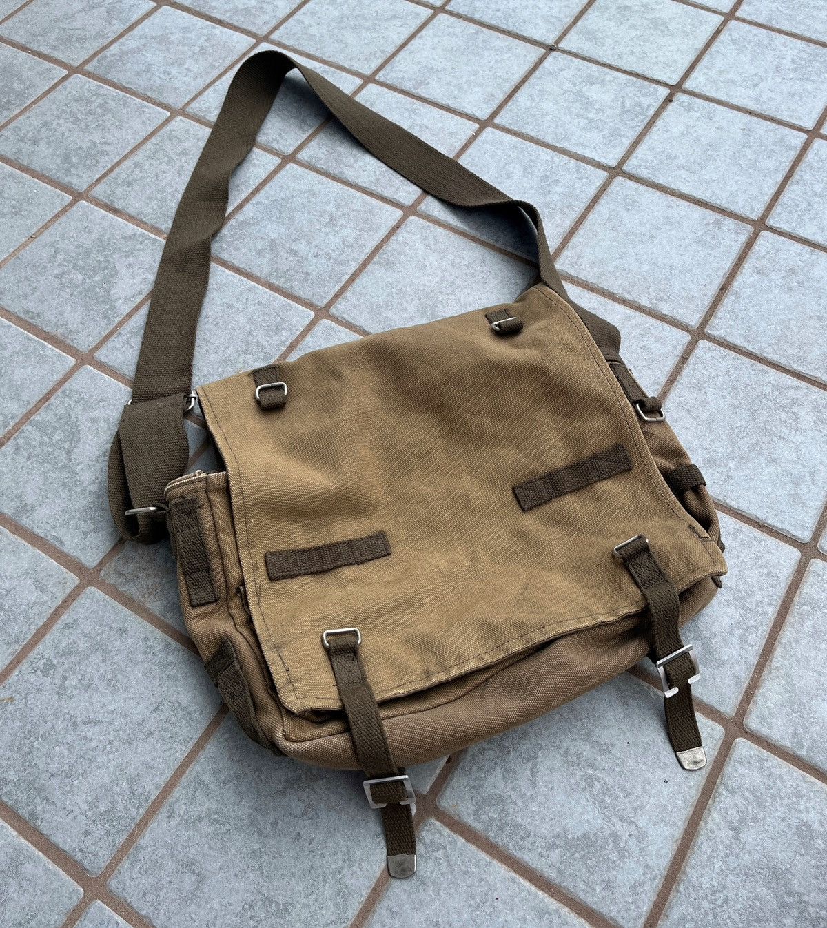 Military 🔥Rare Vintage Military Avant Garde Bag Crossbody Grailed