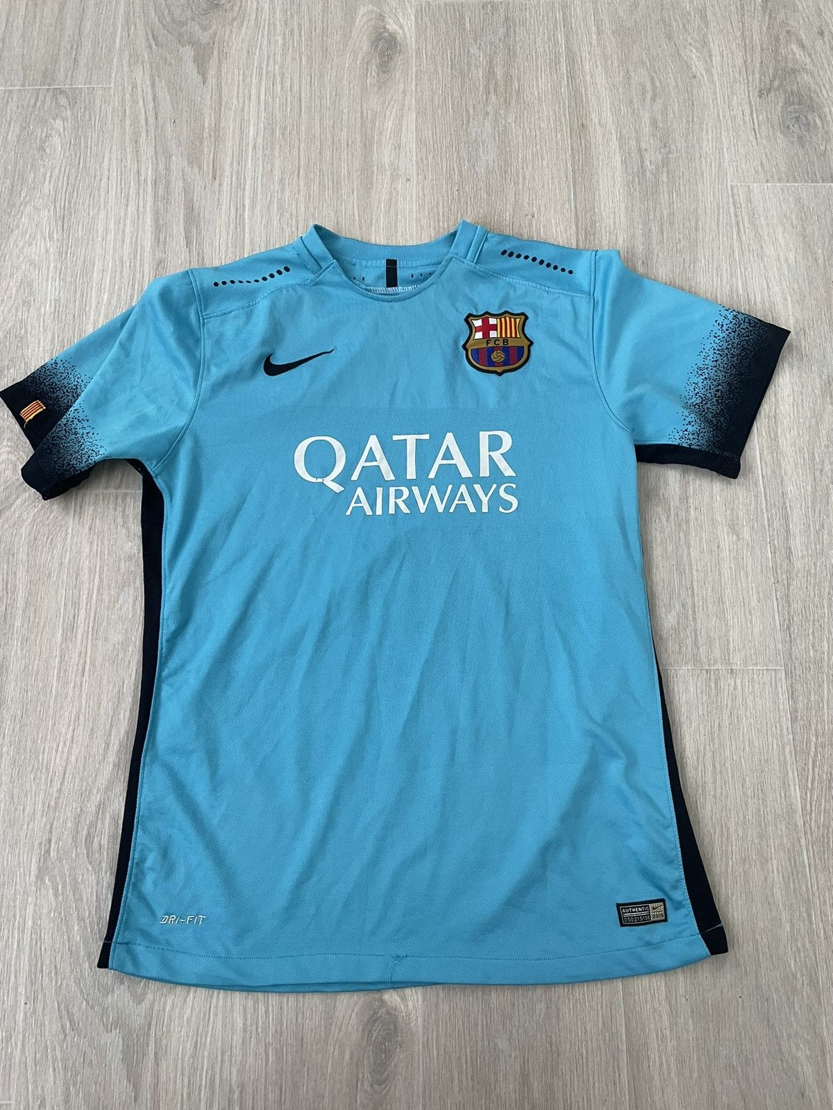 Nike × Vintage Nike Barcelona soccer jersey Size US M / EU 48-50 / 2 - 1 Thumbnail