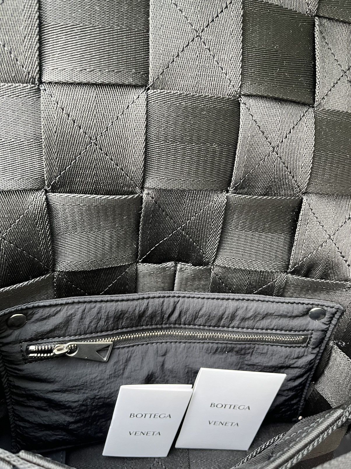 Bottega Veneta Bottega Veneta Woven Cassette Bag Runway Limited Edition Size ONE SIZE - 23 Thumbnail
