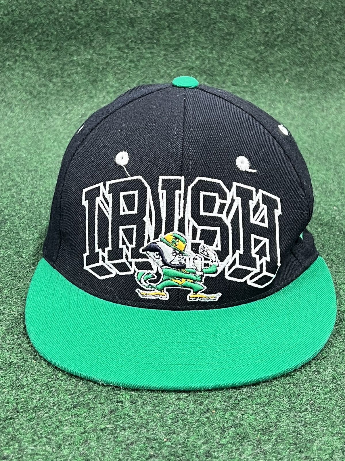 NCAA Vintage Y2k Notre Dame Fighting Irish Blockhead Snapback Hat Size ONE SIZE - 1 Thumbnail