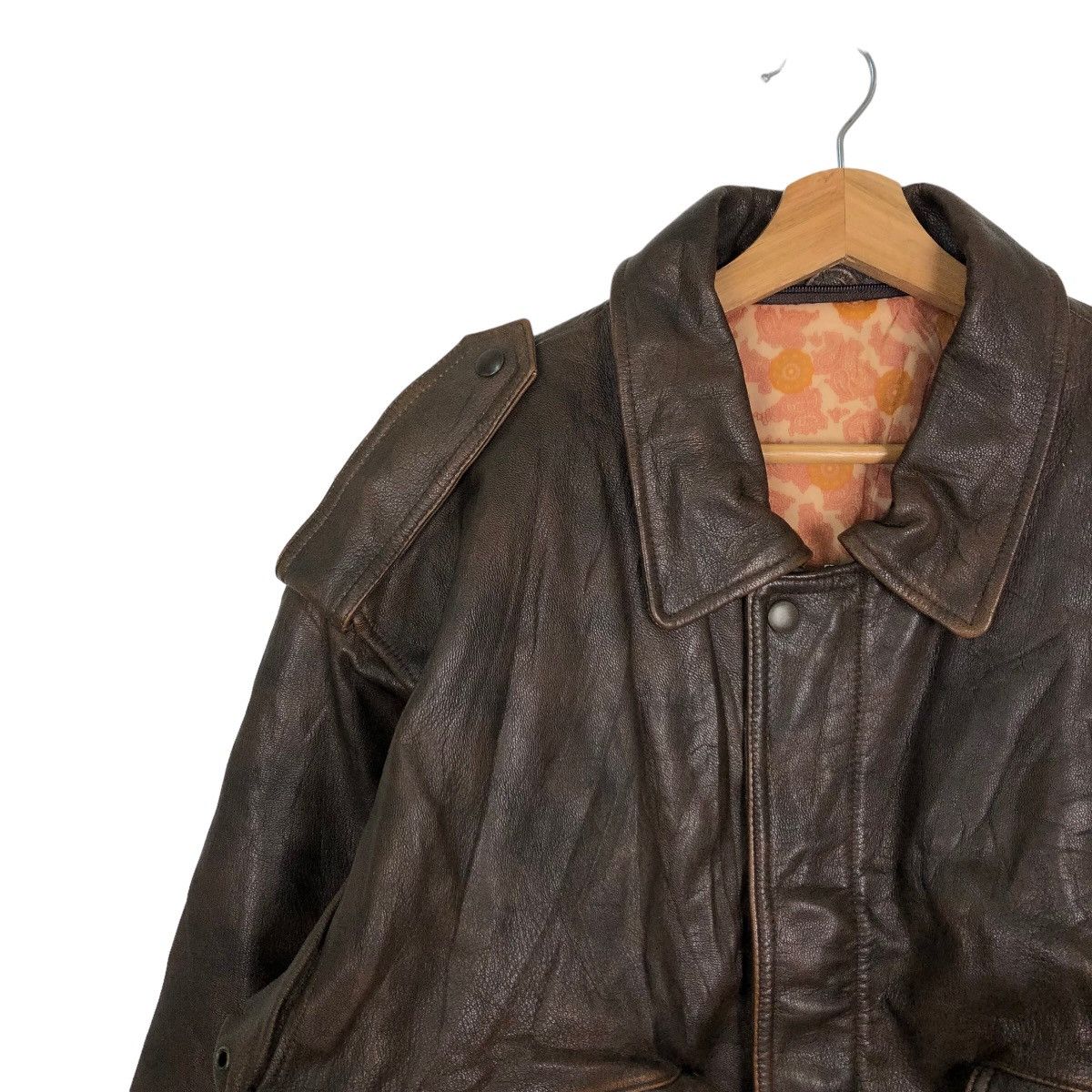 Japanese Brand VINTAGE BOMBER JACKET GENUINE LEATHER TIGER DOT LINING JAPAN Size US S / EU 44-46 / 1 - 6 Thumbnail