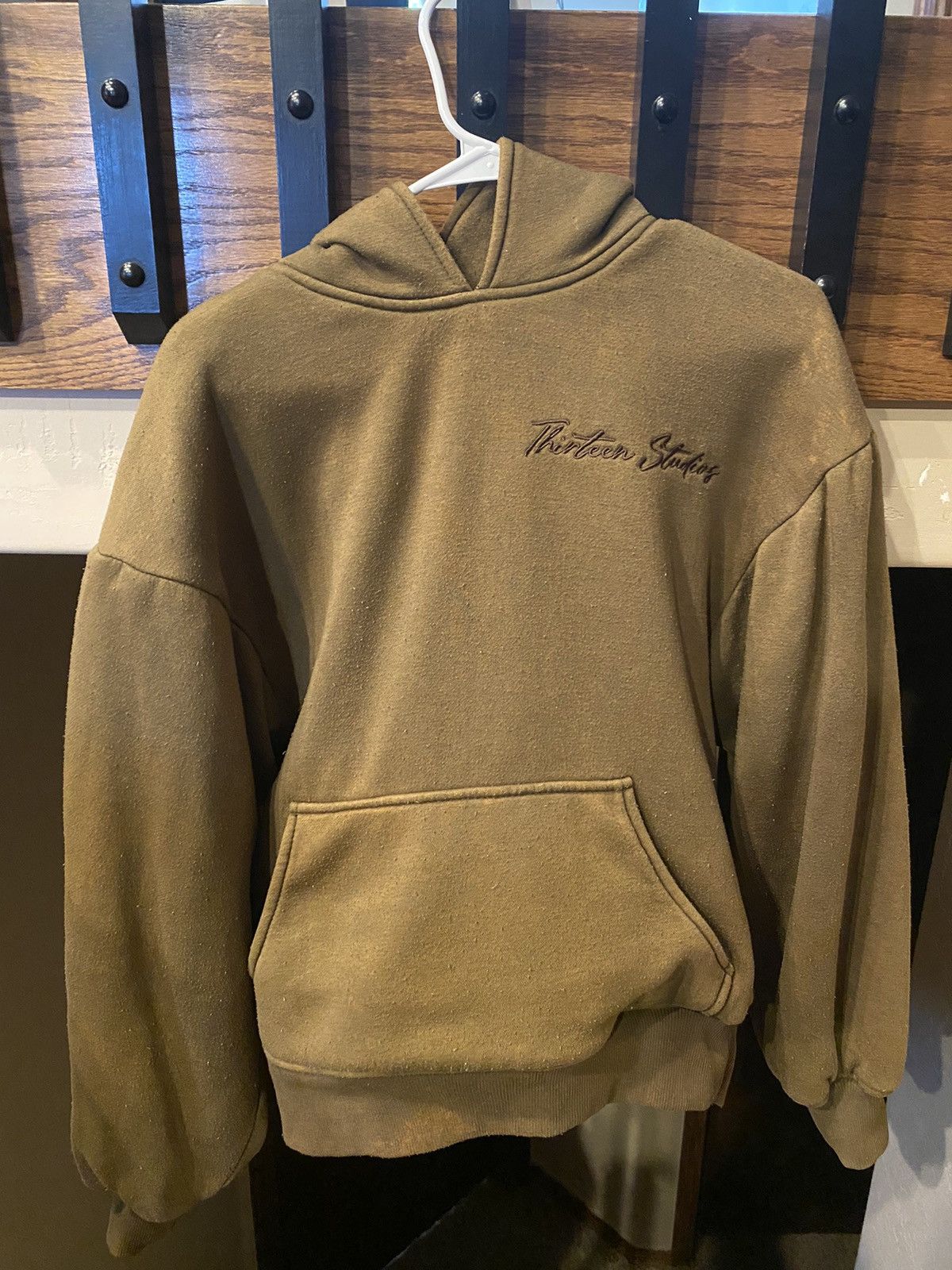 Thirteen studios Thirteen studios Olive double layered hoodie