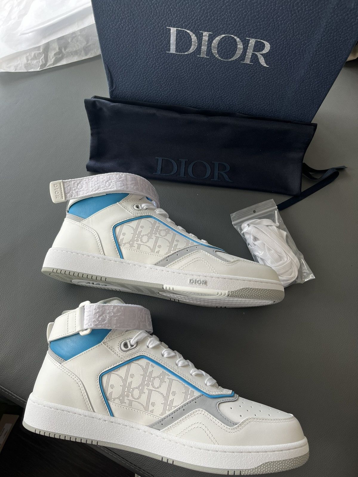 Dior Brand New Limited Edition Dior Logo Sneaker Size US 11 / EU 44 - 1 Thumbnail