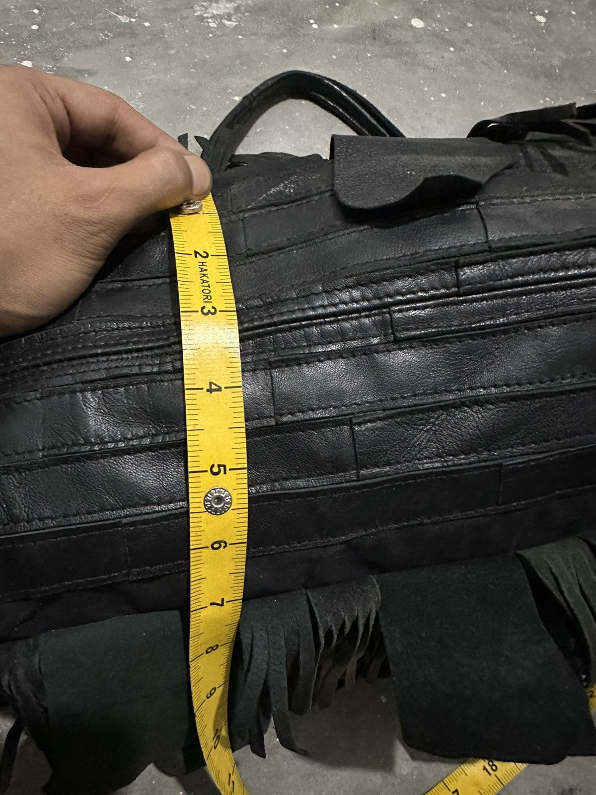 Leather Beautiful Bag Avant Garde Style scales Ruffled Design Size ONE SIZE - 9 Thumbnail