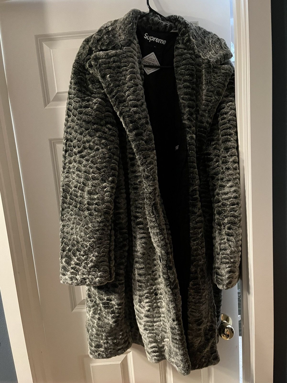 Supreme Croc 購入 Faux Fur Overcoat GORE-TEX