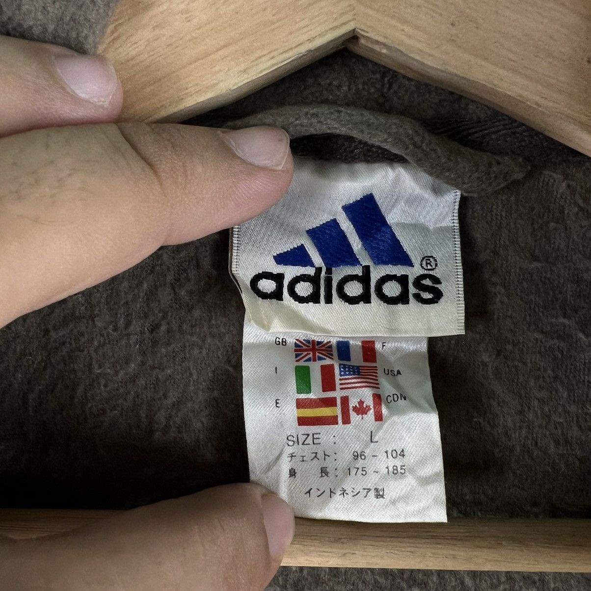 Adidas VINTAGE ADIDAS FLEECE JACKET RARE DESIGN Size US L / EU 52-54 / 3 - 9 Thumbnail