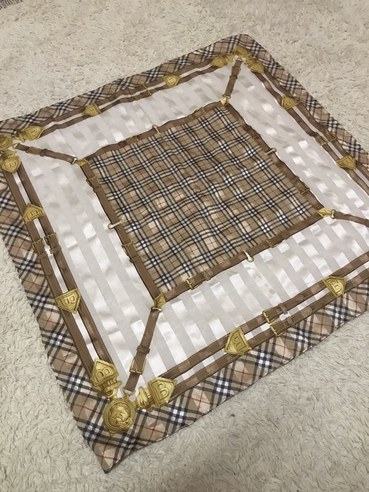 Burberry × Vintage ‼️BURBERRY NOVA CHECK HANDKERCHIEF/BANDANA/NECKERCHIEF‼️ Size ONE SIZE - 3 Thumbnail