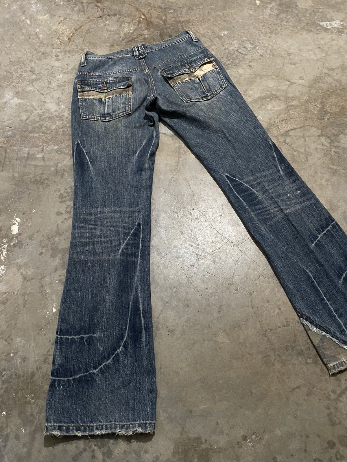Evisu × Japanese Brand × Tornado Mart Flare Jeans Root Three Lightning Thunderstorm p113 Size US 30 / EU 46 - 2 Thumbnail