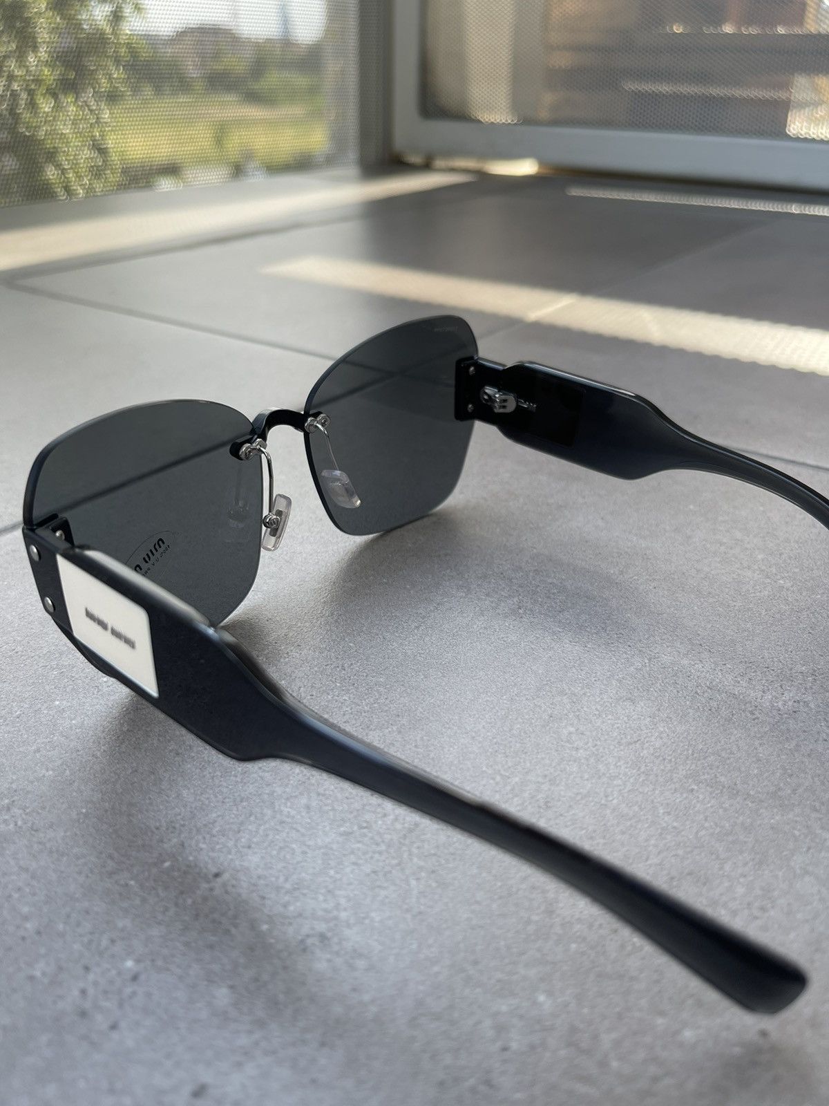 Prada !DS! Miu Miu SMU08S 1AB-9K1 Black White Sunglasses Size ONE SIZE - 6 Thumbnail