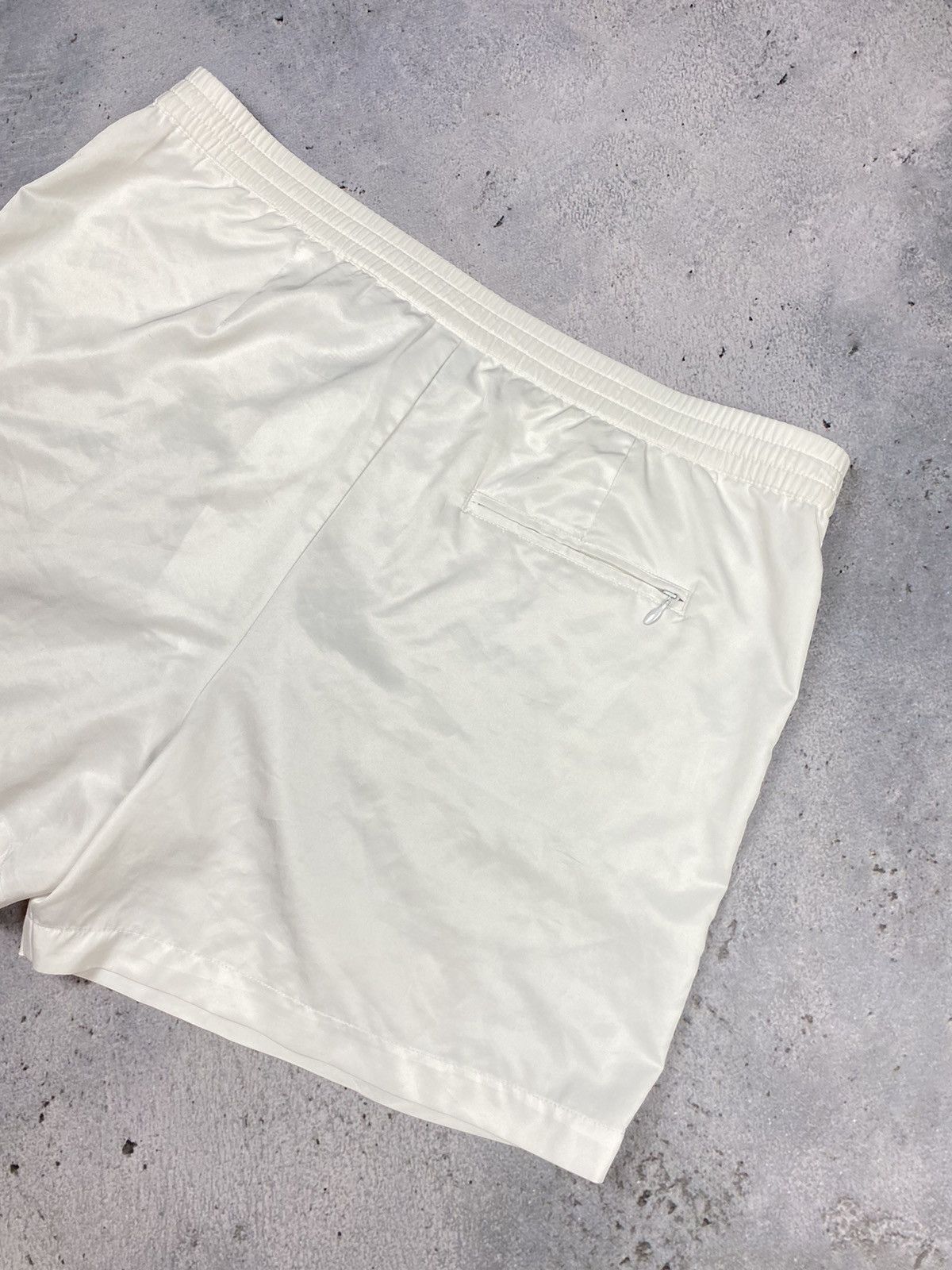 Nike Nike vintage shorts big logo back 80s Size US 38 / EU 54 - 7 Thumbnail