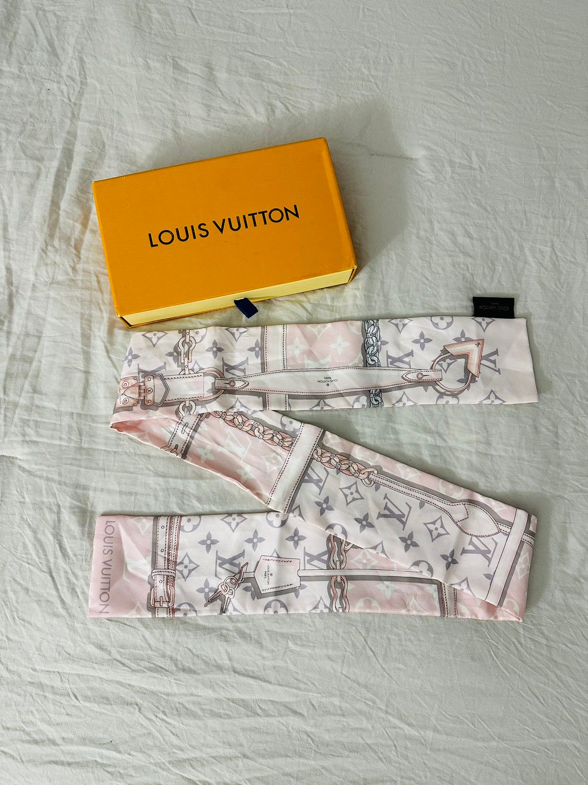Louis Vuitton Bandeau Denim Glam Confidential M70637 Brand