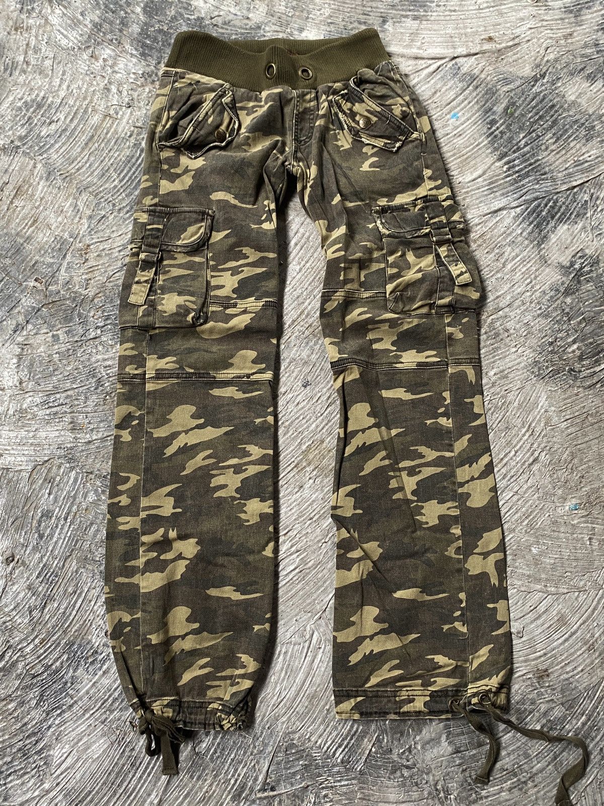 Vintage ❗️SALE❗️Vintage Upper Freak Cargo Tactical Camo Bondage Pant Size 28" / US 6 / IT 42 - 8 Thumbnail