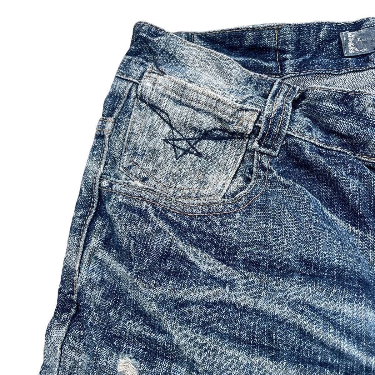 If Six Was Nine × Japanese Brand × Le Grande Bleu (L.G.B.) VINTAGE BORN JEANS STONE WASHED DISTRESSED DENIM PANTS Size US 31 - 4 Thumbnail