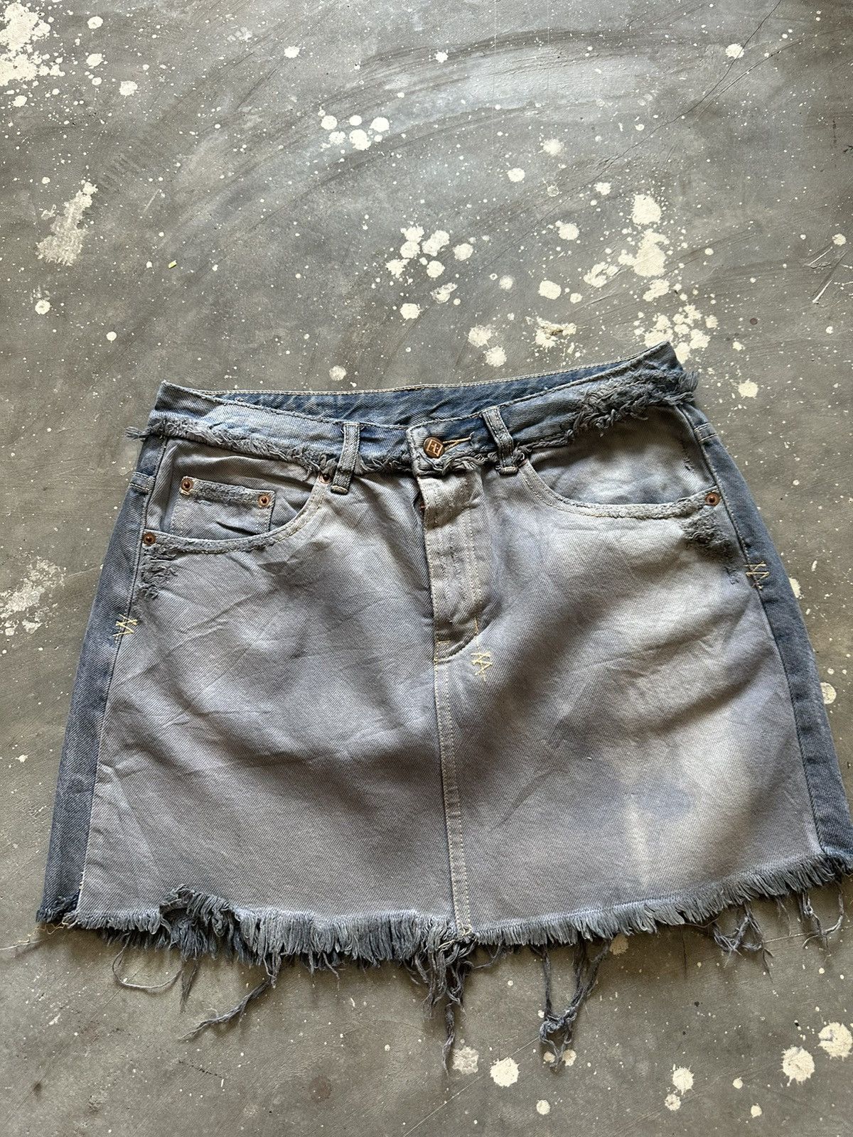 Ksubi Ksubi Distressed Mini Skirt Y2k Style denim Size 28" / US 6 / IT 42 - 4 Thumbnail