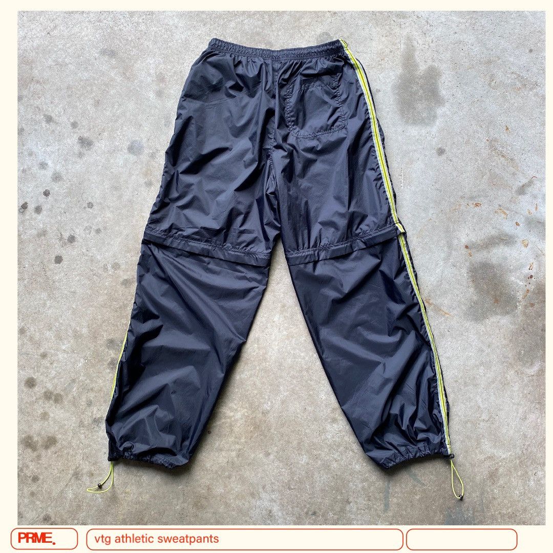 Vintage vintage Y2K ATHLETIC WORKS Baggy sweatpants shorts combo Size US 32 / EU 48 - 13 Thumbnail