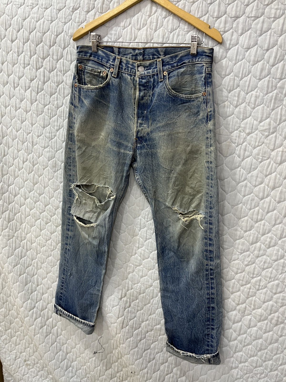 Levi's (Uuuu). RARE VTG LEVIS DISTRESSED DENIM Size US 33 - 2 Thumbnail