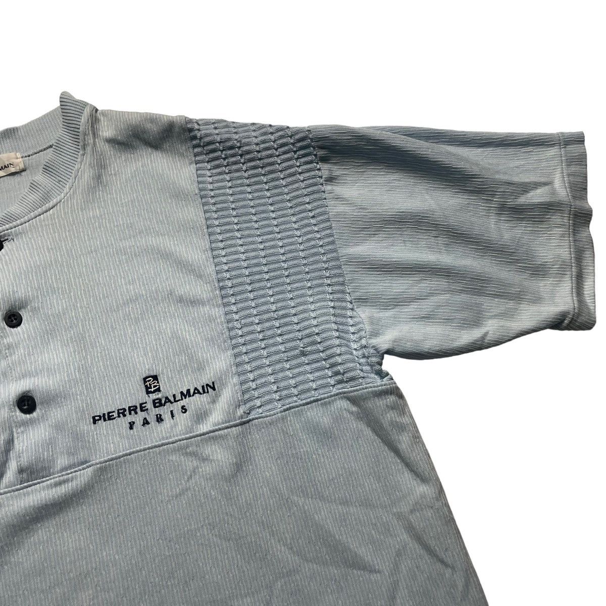 Pierre Balmain Pierre Balmain Paris Embroidered Spell Out Tshirt Size US L / EU 52-54 / 3 - 8 Thumbnail