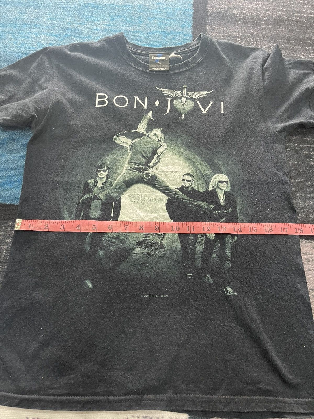 Band Tees × Bon Jovi BON JOVI 2010 VINTAGE TSHIRT Size US S / EU 44-46 / 1 - 12 Thumbnail