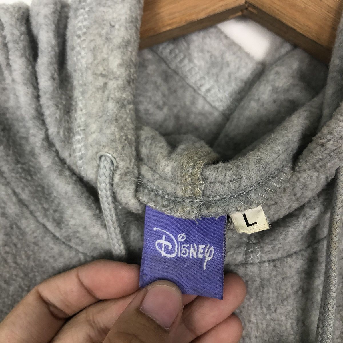 Disney VINTAGE DISNEY CARTOON NETWORK POOH HOODIE BIG LOGI Size US L / EU 52-54 / 3 - 10 Thumbnail