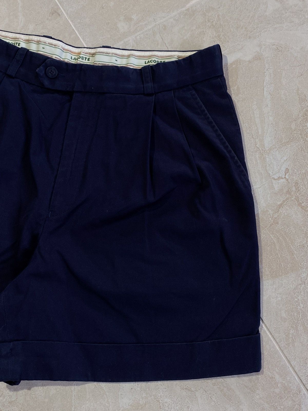 Lacoste Vintage 90s Lacoste streetwear shorts Size US 32 / EU 48 - 5 Thumbnail