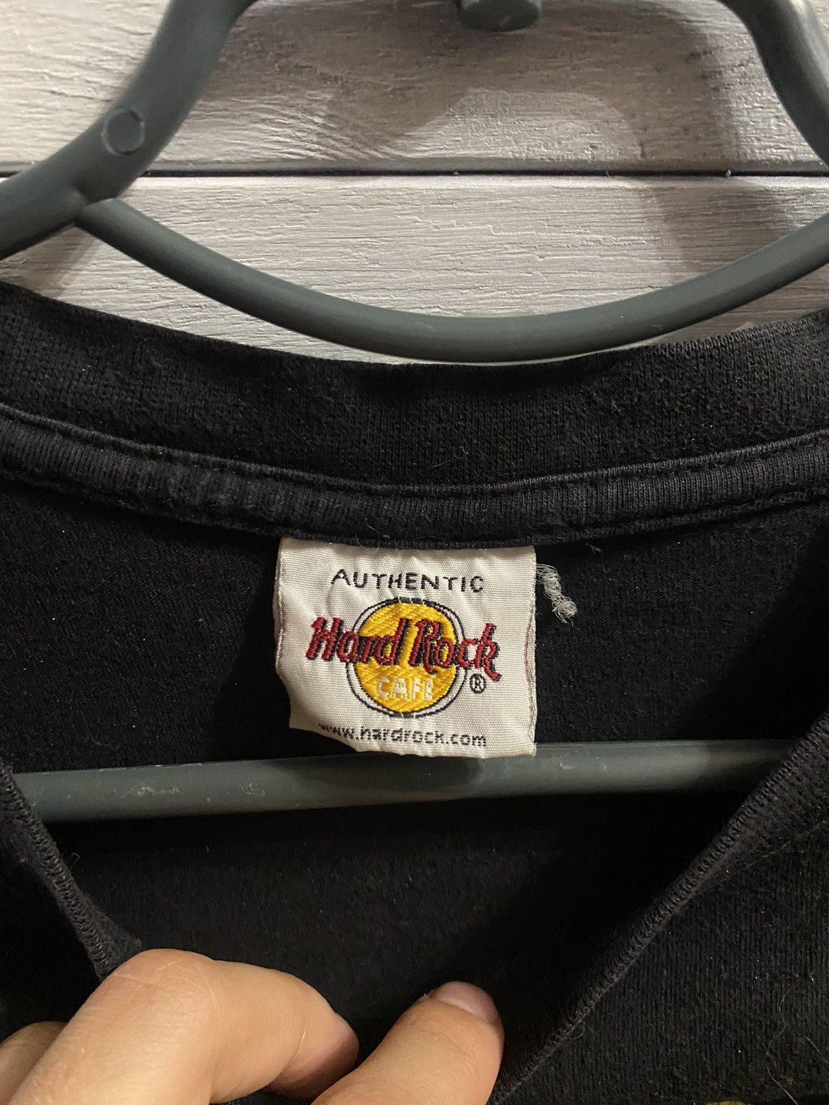 Hard Rock Cafe × Japanese Brand × Vintage Rare Vintage T-Shirt Hard Rock Cafe Dragons Mumbai. Size US L / EU 52-54 / 3 - 8 Thumbnail